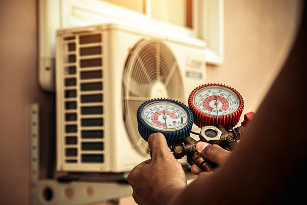 Professional Hvac technician working in Easton, PA